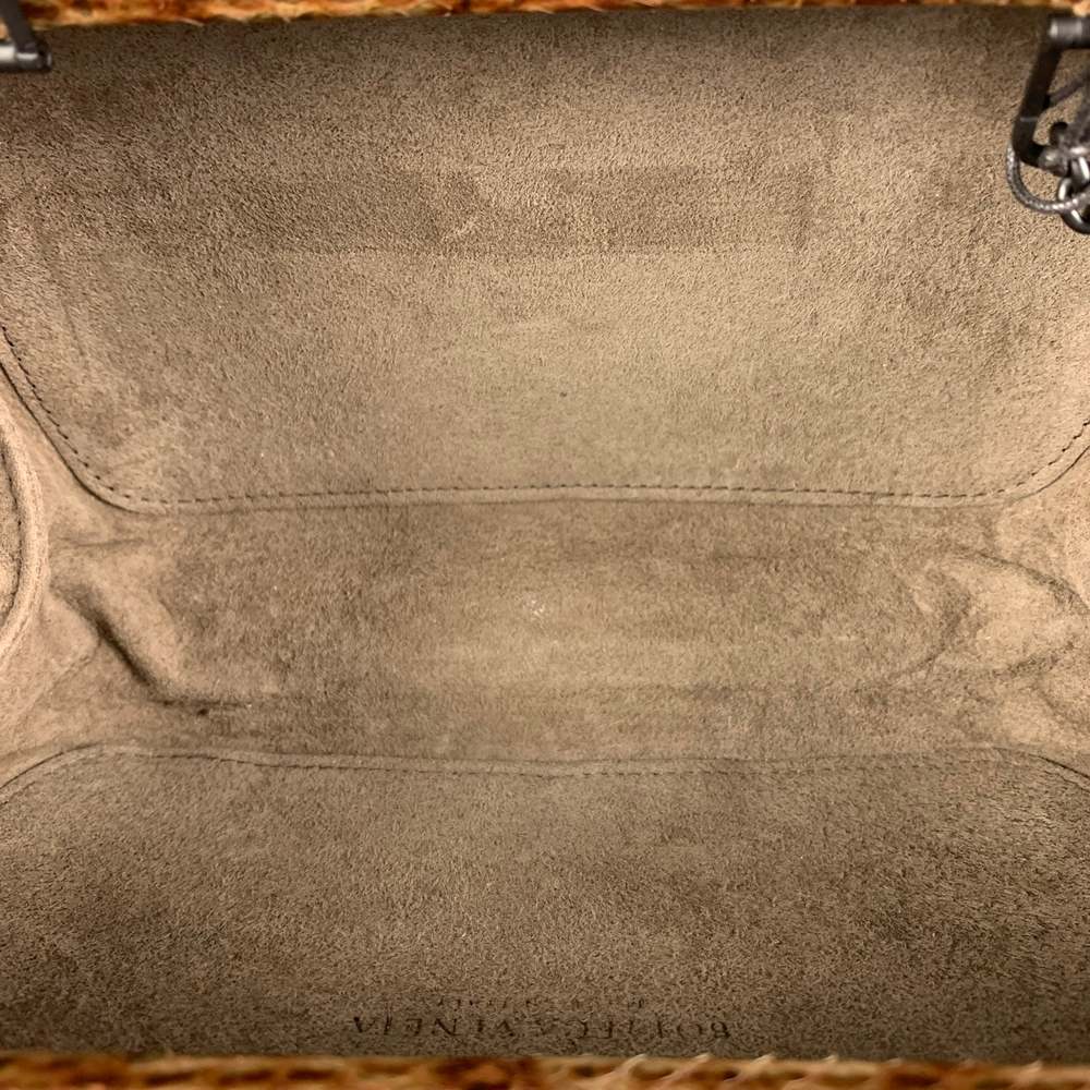 BOTTEGA VENETA Beige Floral Python Skin Leather Pochette Knot Clutch - Picture 8 of 11